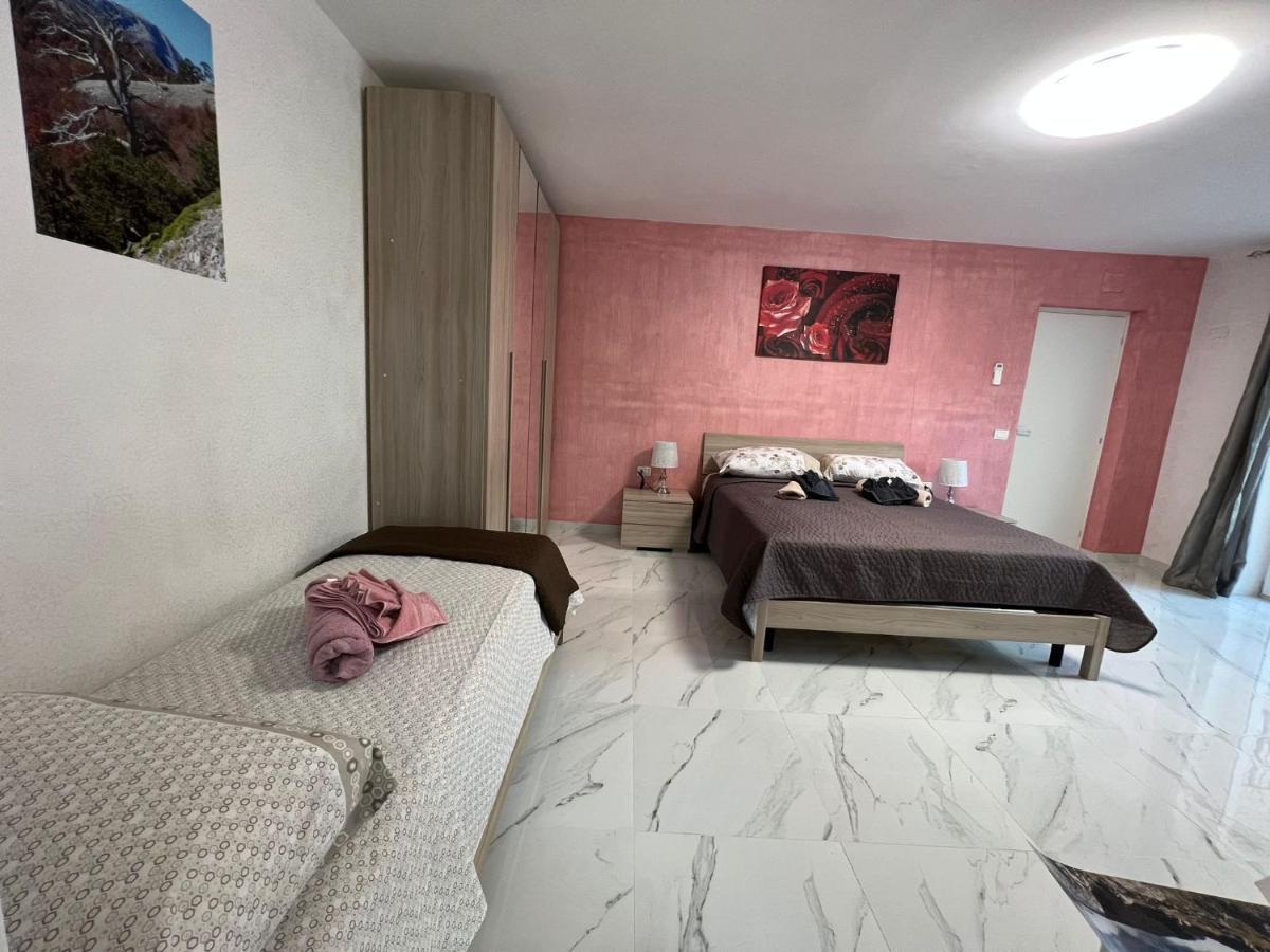 Bed and Breakfast L'Oasi Del Raganello Чівіта Екстер'єр фото